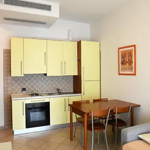2* Hotel apartamentowy Moderno